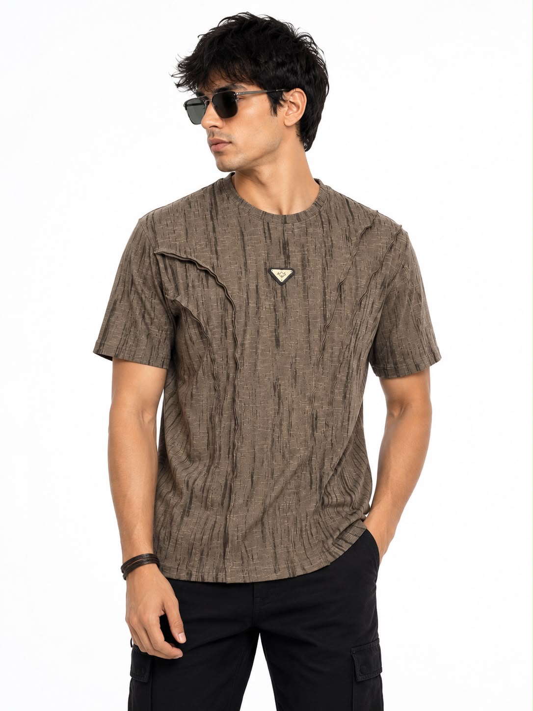 NEYBER IDORE – Oversized Textured T-Shirt