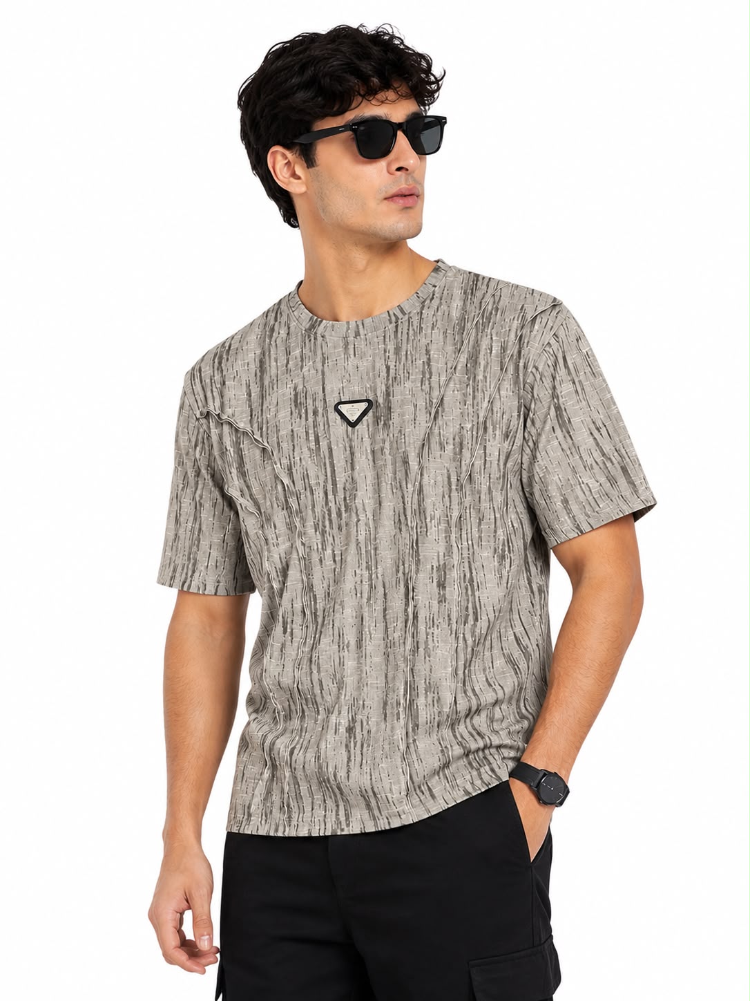 NEYBER IDORE – Oversized Textured T-Shirt