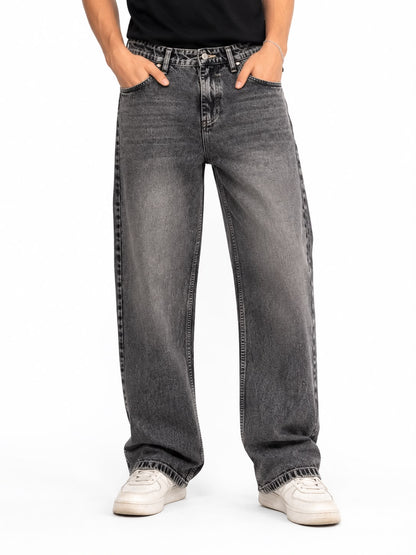 Straight Fit Jeans – Everyday Comfort, Timeless Style