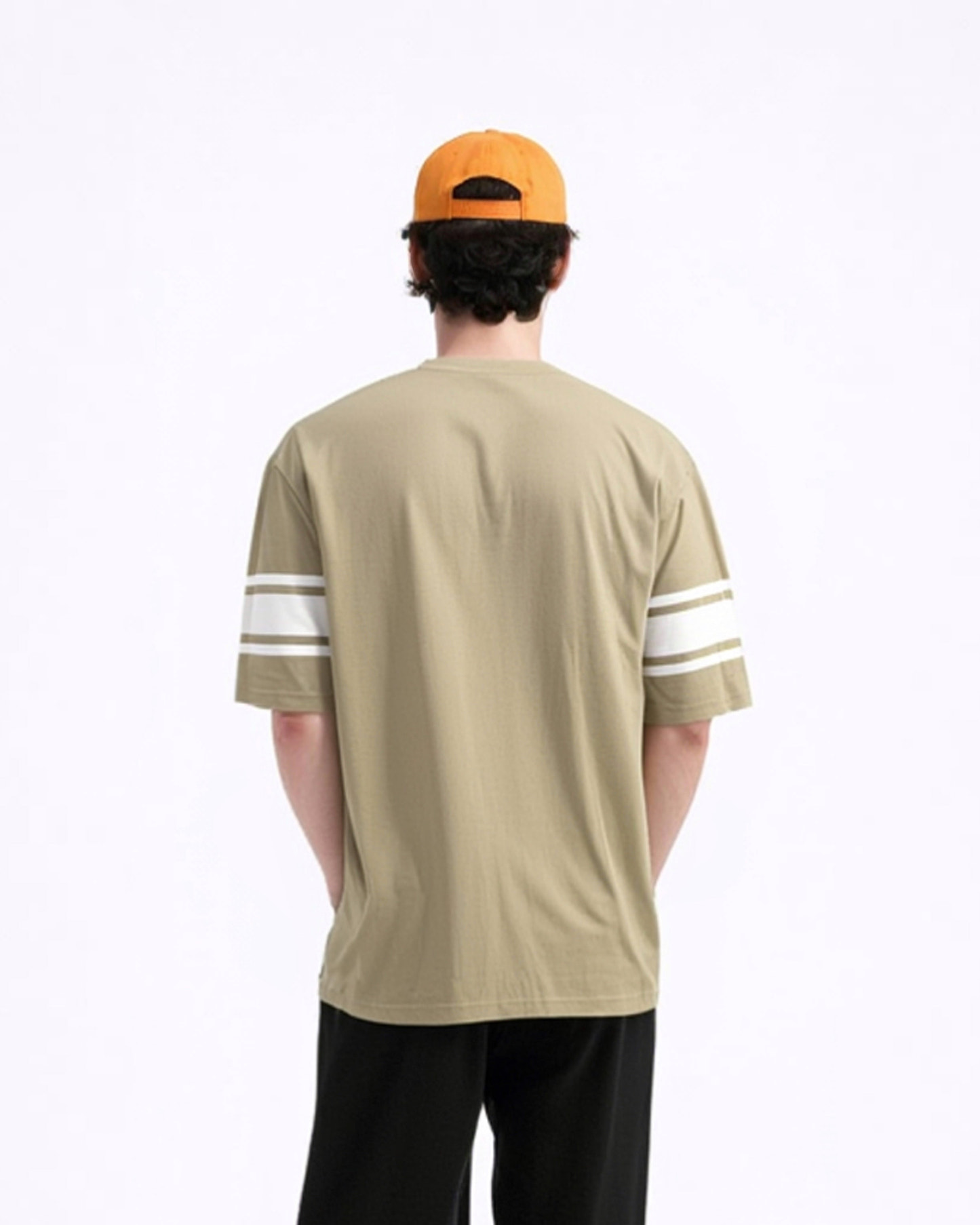 five sleeve T- shirt