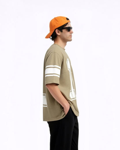 five sleeve T- shirt